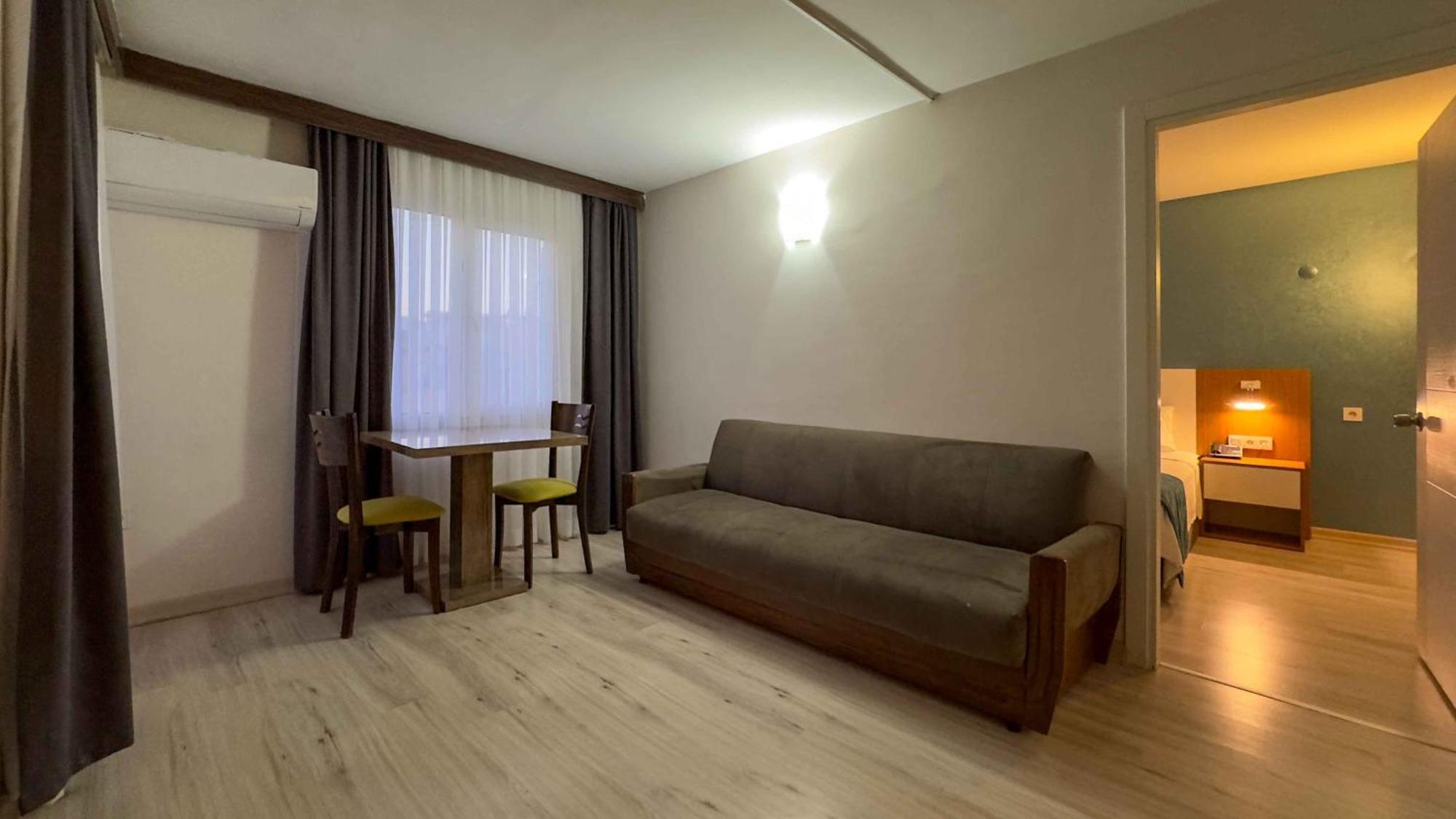La Bella Suit Otel 쿠사다시 외부 사진